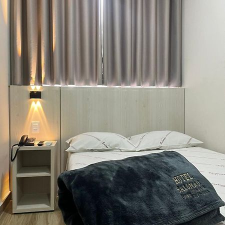 Hotel Salomao - Proximo A 25 De Marco, Bom Retiro, Bras E Rua Santa Efigenia, A 2 Minutos Do Mirante Sampa Sky E Pista De Skate Anhangabau Сао Паоло Екстериор снимка