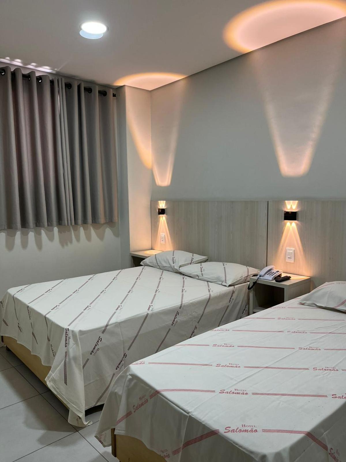 Hotel Salomao - Proximo A 25 De Marco, Bom Retiro, Bras E Rua Santa Efigenia, A 2 Minutos Do Mirante Sampa Sky E Pista De Skate Anhangabau Сао Паоло Екстериор снимка