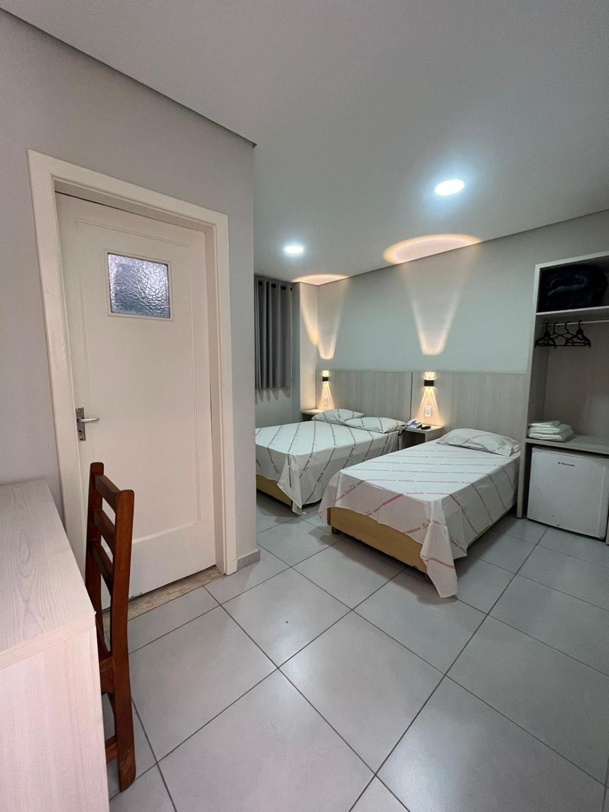 Hotel Salomao - Proximo A 25 De Marco, Bom Retiro, Bras E Rua Santa Efigenia, A 2 Minutos Do Mirante Sampa Sky E Pista De Skate Anhangabau Сао Паоло Екстериор снимка
