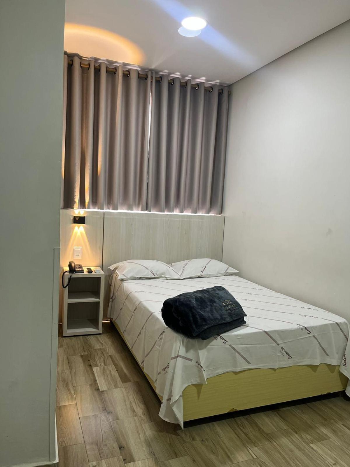 Hotel Salomao - Proximo A 25 De Marco, Bom Retiro, Bras E Rua Santa Efigenia, A 2 Minutos Do Mirante Sampa Sky E Pista De Skate Anhangabau Сао Паоло Екстериор снимка