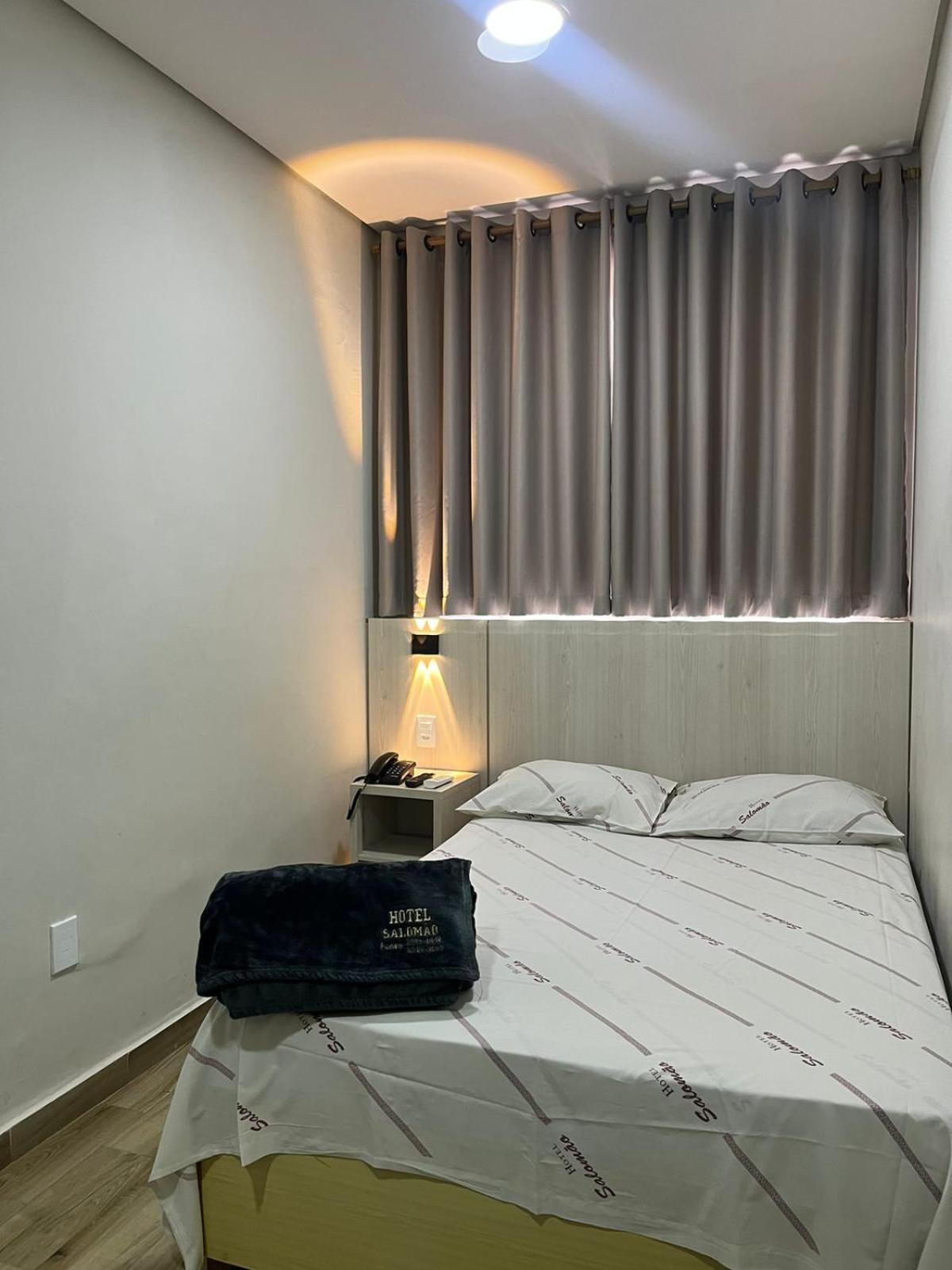 Hotel Salomao - Proximo A 25 De Marco, Bom Retiro, Bras E Rua Santa Efigenia, A 2 Minutos Do Mirante Sampa Sky E Pista De Skate Anhangabau Сао Паоло Екстериор снимка