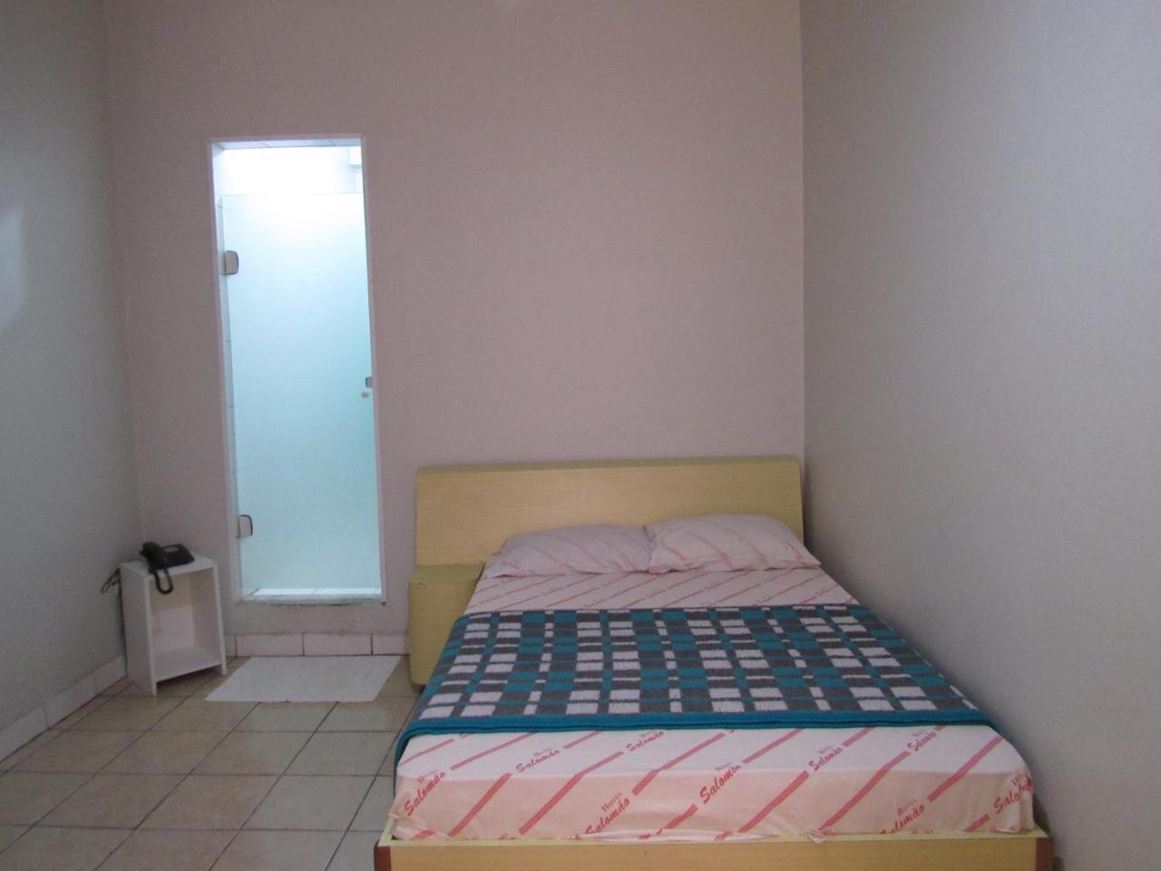 Hotel Salomao - Proximo A 25 De Marco, Bom Retiro, Bras E Rua Santa Efigenia, A 2 Minutos Do Mirante Sampa Sky E Pista De Skate Anhangabau Сао Паоло Екстериор снимка